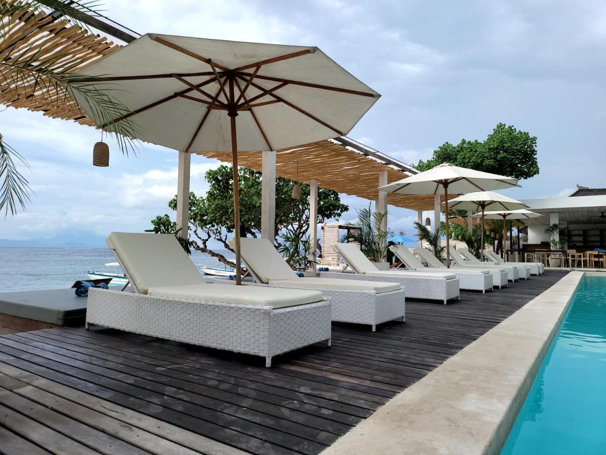 Amp Beach House Toyapakeh Exterior photo